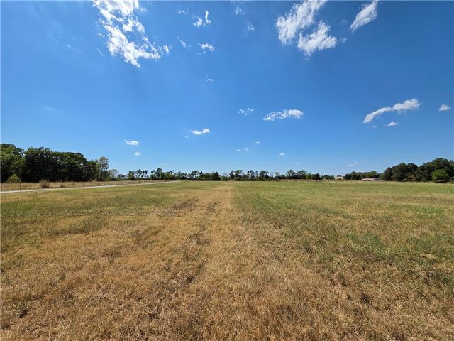 5073 Ervin McGarrah Road, Springdale, AR 72764
