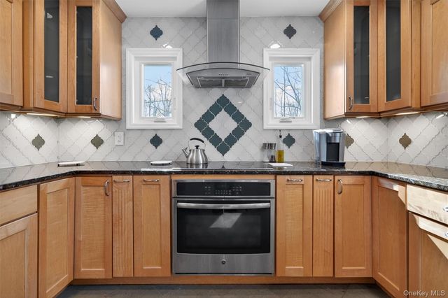 15 Ridge Road, Cornwall, NY 12518