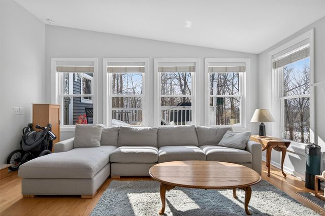 15 Ridge Road, Cornwall, NY 12518