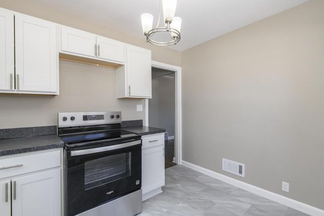 4727 N Green Bay AVENUE, Milwaukee, WI 53209