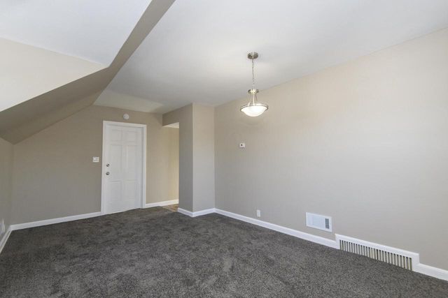 4727 N Green Bay AVENUE, Milwaukee, WI 53209