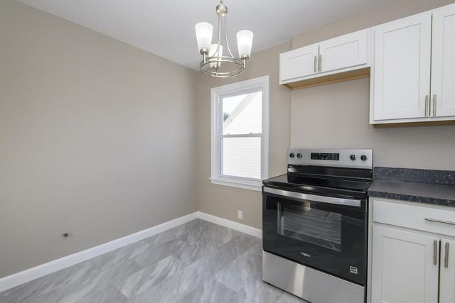 4727 N Green Bay AVENUE, Milwaukee, WI 53209