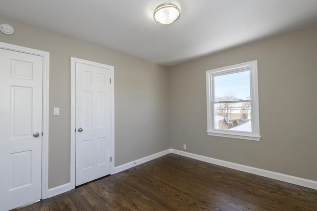 4727 N Green Bay AVENUE, Milwaukee, WI 53209