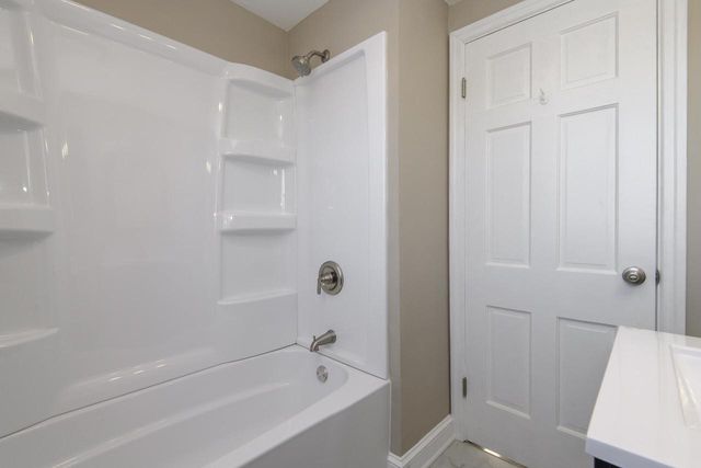 4727 N Green Bay AVENUE, Milwaukee, WI 53209