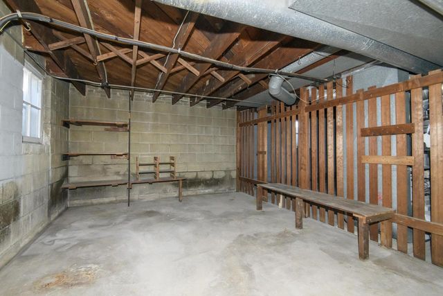 4727 N Green Bay AVENUE, Milwaukee, WI 53209