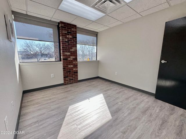 2650 E 32nd, 211, Joplin, MO 64804