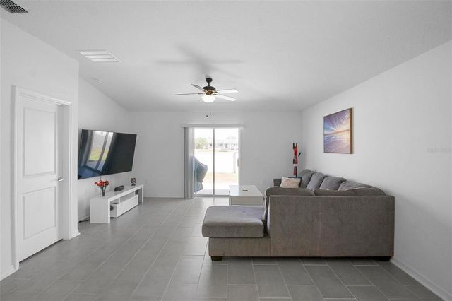 660 SILVER PALM DRIVE, Haines City, FL 33844