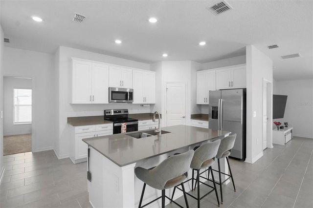 660 SILVER PALM DRIVE, Haines City, FL 33844
