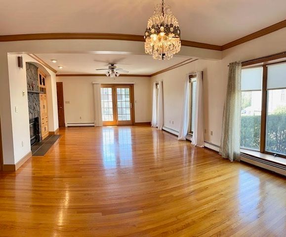 670 Humphrey St 1, Swampscott, MA 01907