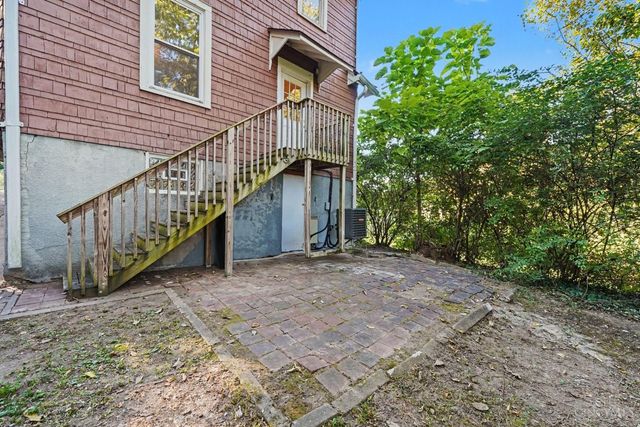 954 Elberon Avenue, Cincinnati, OH 45205