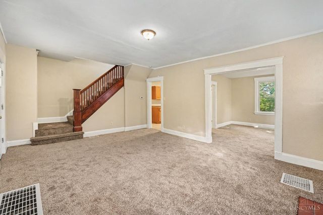 954 Elberon Avenue, Cincinnati, OH 45205