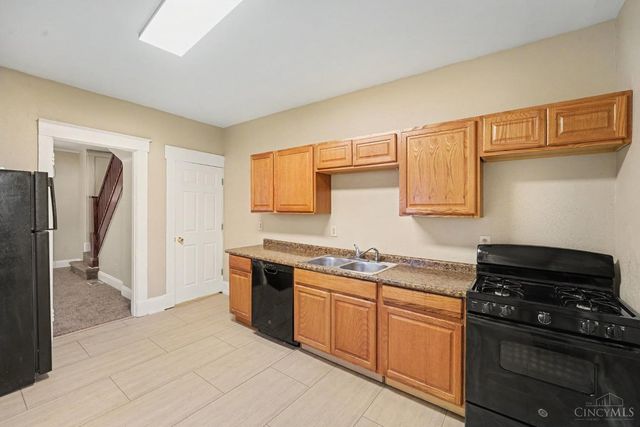 954 Elberon Avenue, Cincinnati, OH 45205