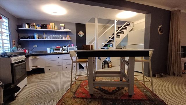 56 ROOSTER RUN GUEST HOUSE, Vieques, PR 00765