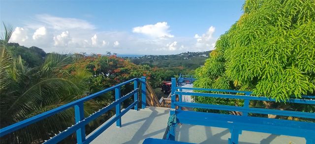 56 ROOSTER RUN GUEST HOUSE, Vieques, PR 00765