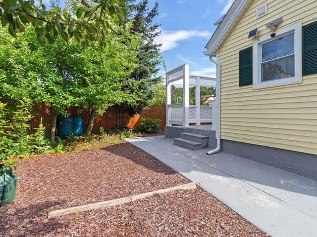 142 Calvary Street, Waltham, MA 02453