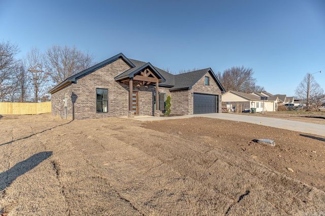 217 Woodland trail, Bono, AR 72416