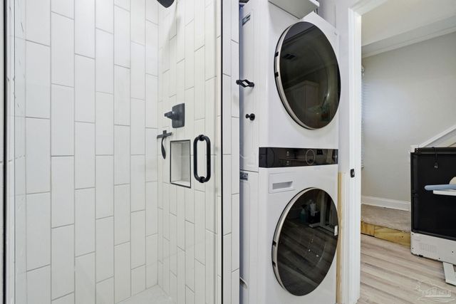 201 Pensacola Beach Rd B14, Gulf Breeze, FL 32561