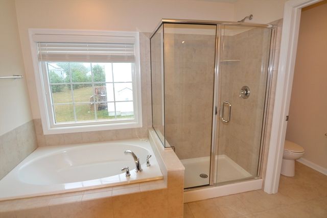 8 Spicebush Court, Hopkinton, MA 01748