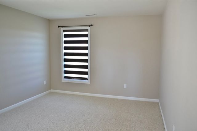 8 Spicebush Court, Hopkinton, MA 01748