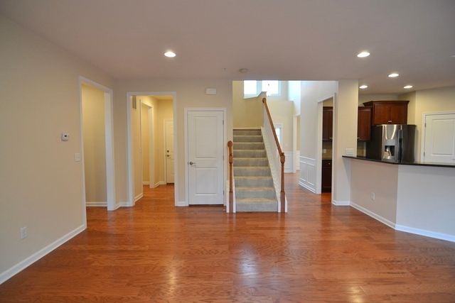 8 Spicebush Court, Hopkinton, MA 01748