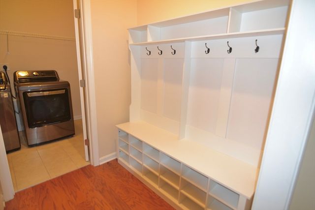 8 Spicebush Court, Hopkinton, MA 01748