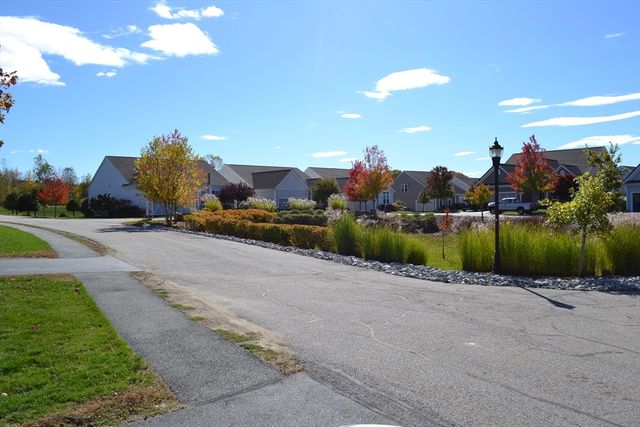 8 Spicebush Court, Hopkinton, MA 01748