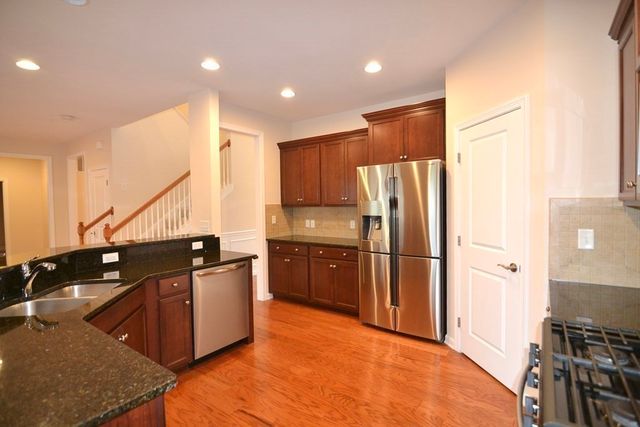 8 Spicebush Court, Hopkinton, MA 01748