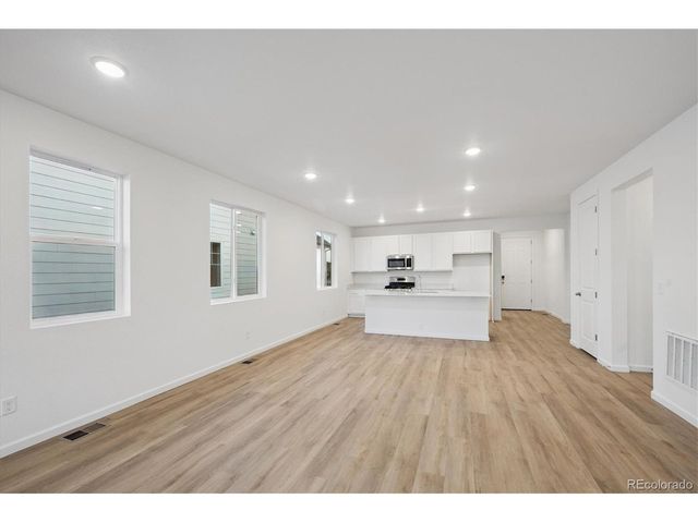 928 Steppe Ln, Windsor, CO 80550