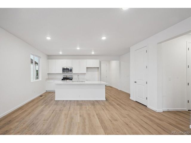 928 Steppe Ln, Windsor, CO 80550