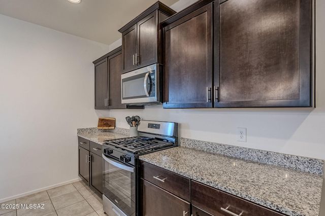 6798 E Paseo De Villalobos, Tucson, AZ 85756