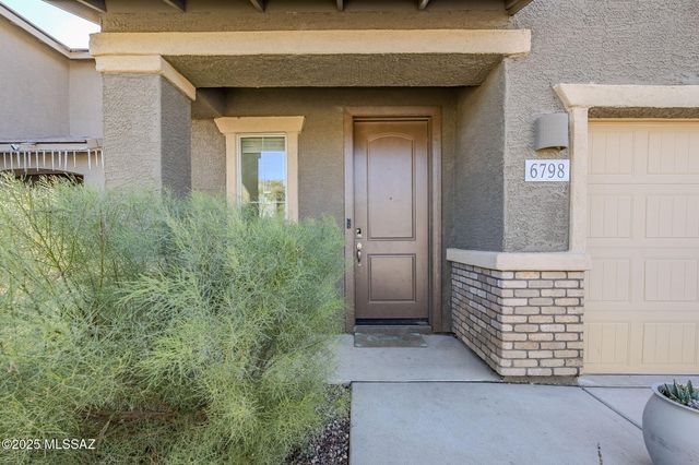 6798 E Paseo De Villalobos, Tucson, AZ 85756