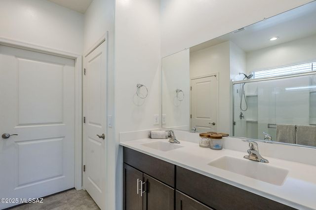 6798 E Paseo De Villalobos, Tucson, AZ 85756
