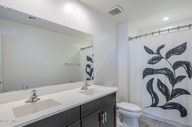 6798 E Paseo De Villalobos, Tucson, AZ 85756