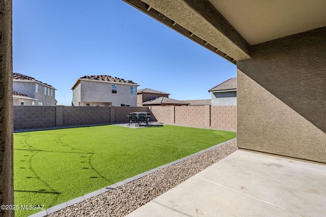 6798 E Paseo De Villalobos, Tucson, AZ 85756