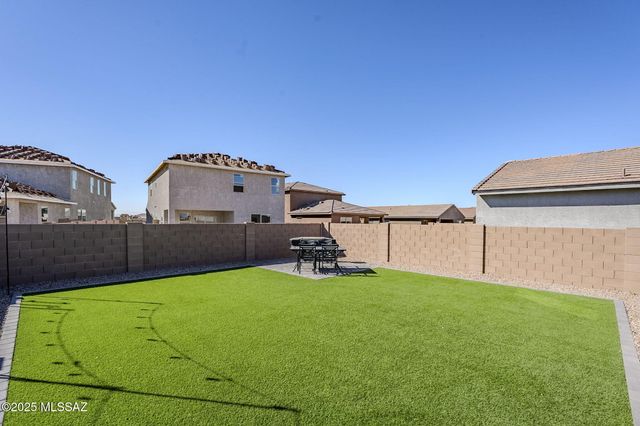 6798 E Paseo De Villalobos, Tucson, AZ 85756