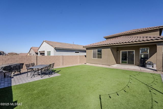 6798 E Paseo De Villalobos, Tucson, AZ 85756
