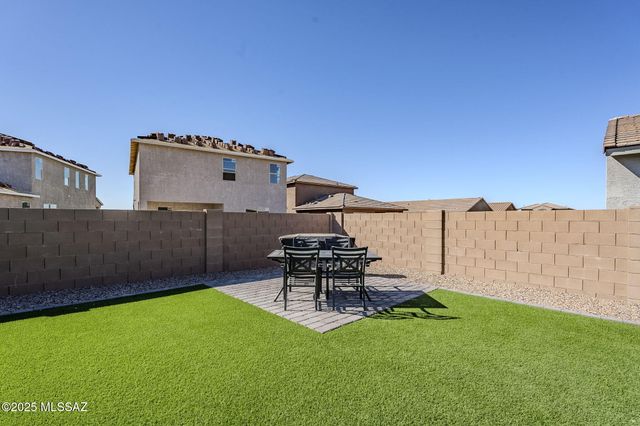 6798 E Paseo De Villalobos, Tucson, AZ 85756