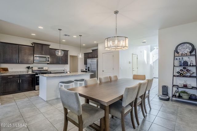 6798 E Paseo De Villalobos, Tucson, AZ 85756
