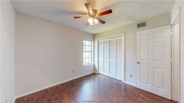 1913 Woodsman Drive, College Station, TX 77840