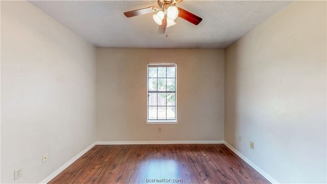 1913 Woodsman Drive, College Station, TX 77840