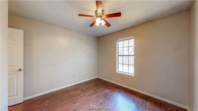 1913 Woodsman Drive, College Station, TX 77840