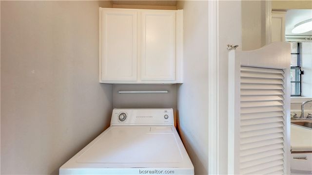 1913 Woodsman Drive, College Station, TX 77840