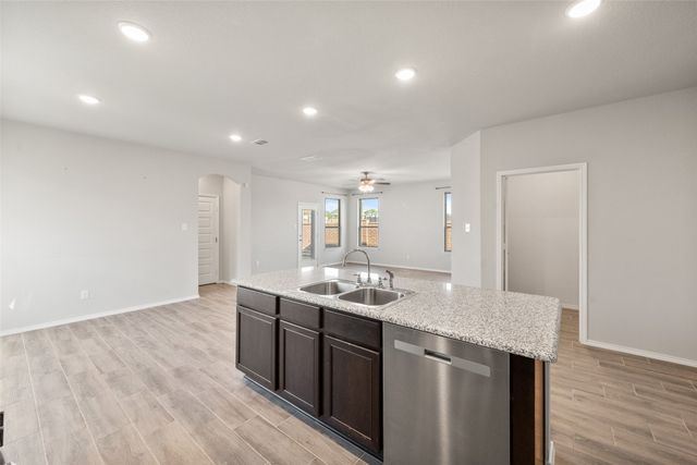 2800 Brittlebush Drive, Fort Worth, TX 76108