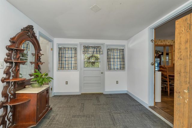 92 Route 236, Berwick, ME 03901