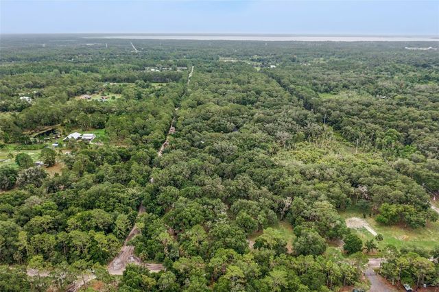 1301 ARAPAHO TRAIL, Geneva, FL 32732