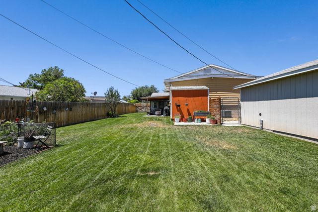 5083 S LEISURE LN, Taylorsville, UT 84129