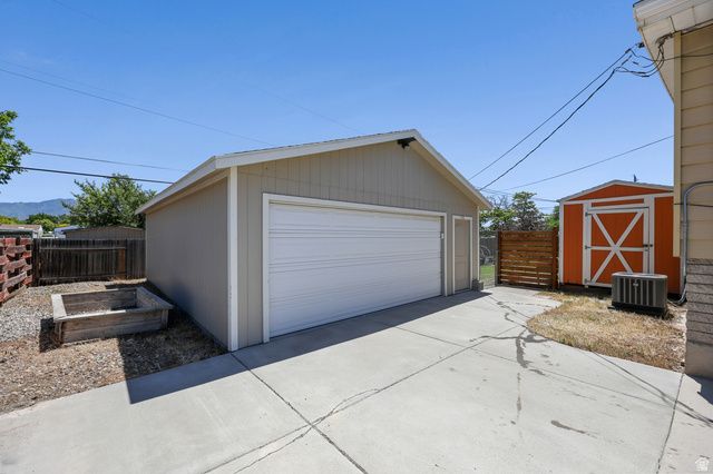 5083 S LEISURE LN, Taylorsville, UT 84129