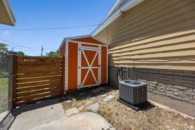 5083 S LEISURE LN, Taylorsville, UT 84129