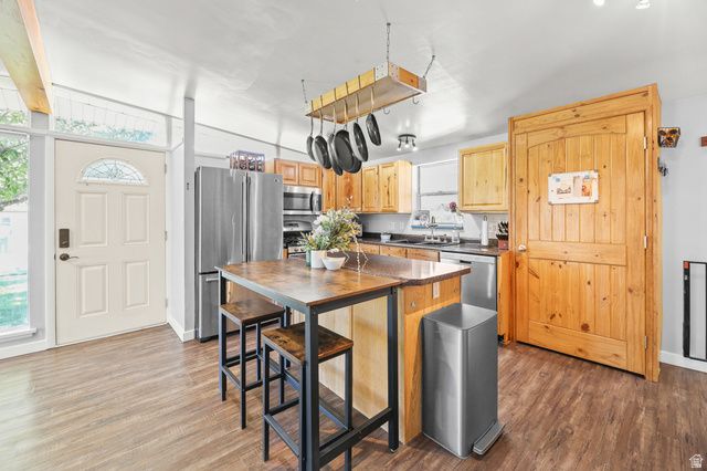 5083 S LEISURE LN, Taylorsville, UT 84129