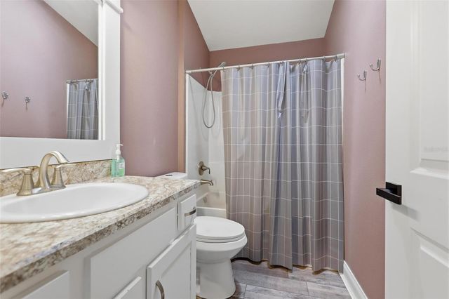 1970 COVE POINT ROAD, Port Orange, FL 32128